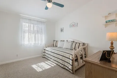 2804 Avenue C Holmes Beach FL 34217