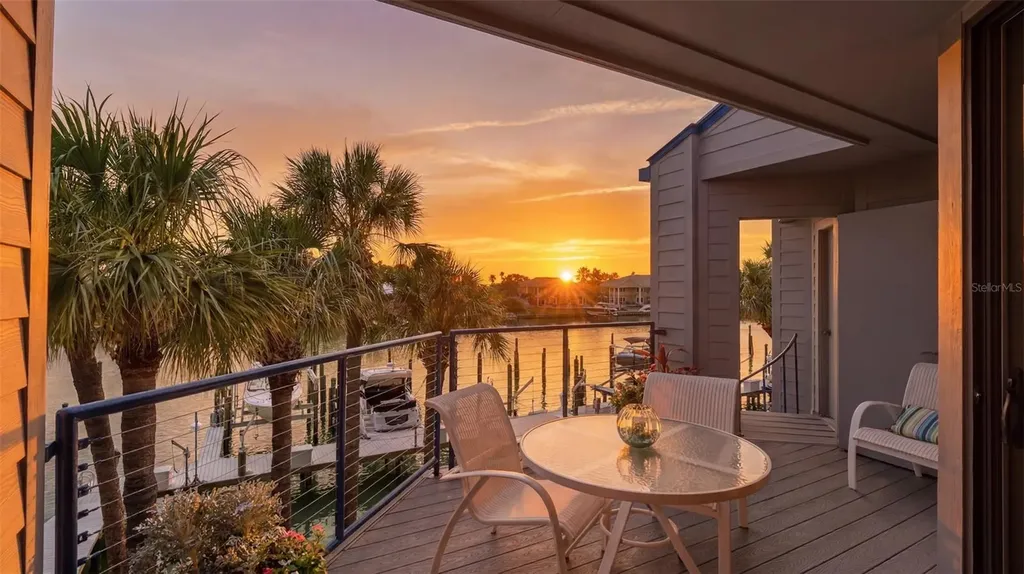 910 Pinellas Bayway S Tierra Verde FL 33715