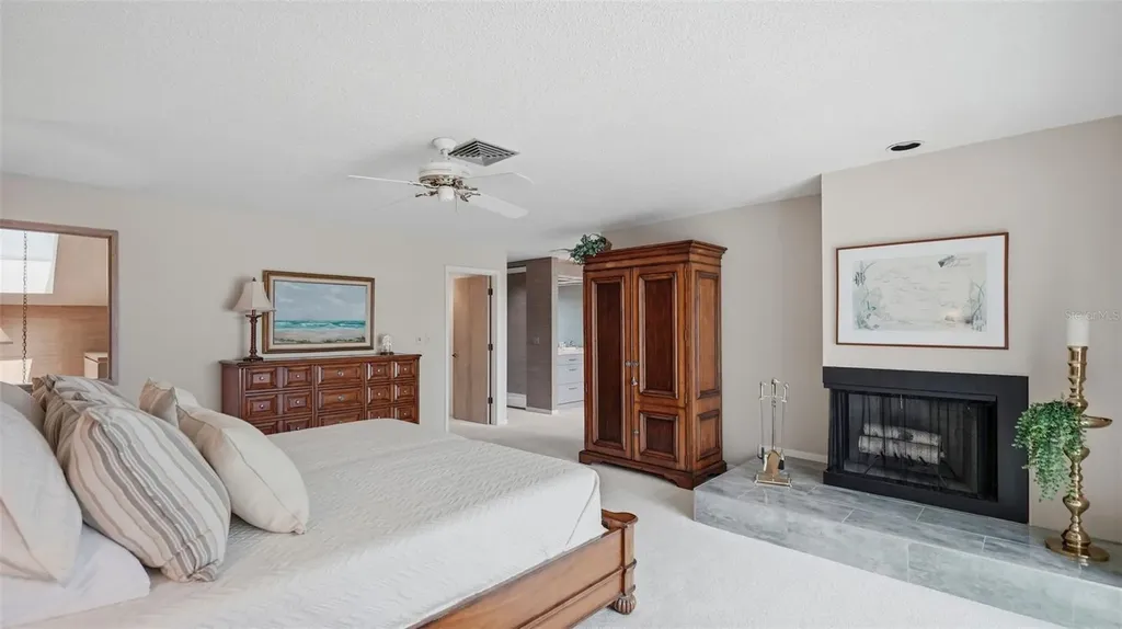910 Pinellas Bayway S Tierra Verde FL 33715
