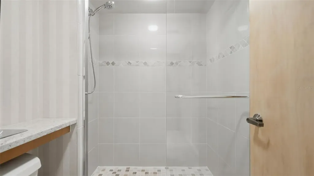 910 Pinellas Bayway S Tierra Verde FL 33715