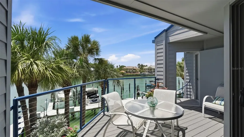 910 Pinellas Bayway S Tierra Verde FL 33715