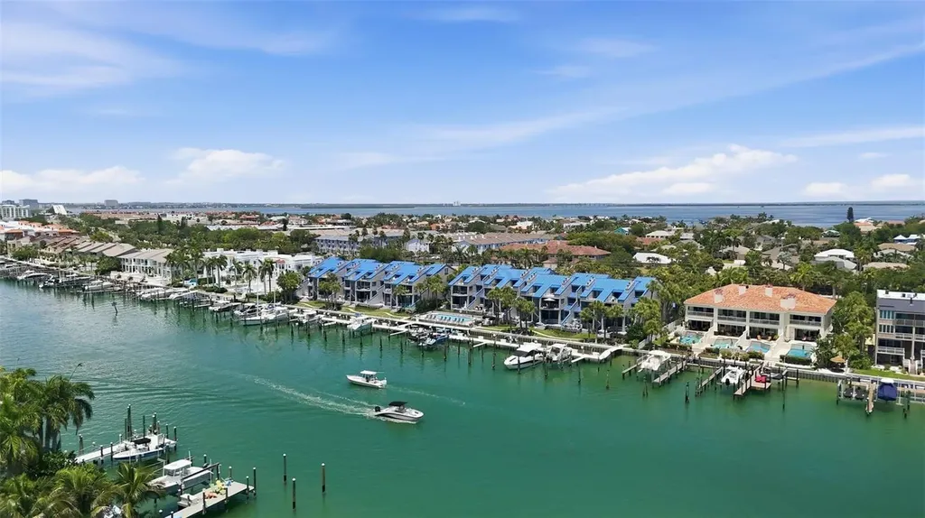 910 Pinellas Bayway S Tierra Verde FL 33715
