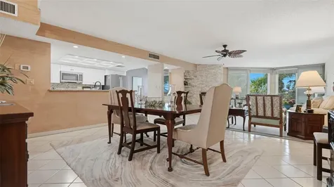 910 Pinellas Bayway S Tierra Verde FL 33715