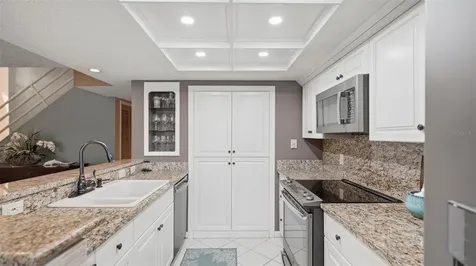910 Pinellas Bayway S Tierra Verde FL 33715