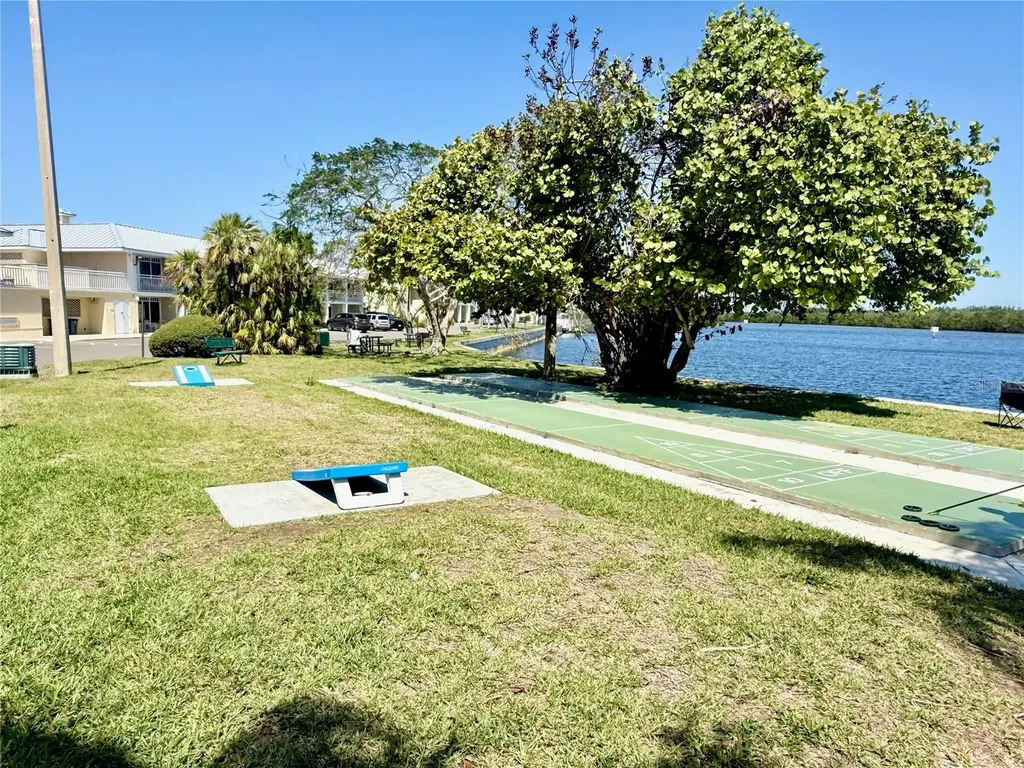 448 Bahia Beach Boulevard Ruskin FL 33570