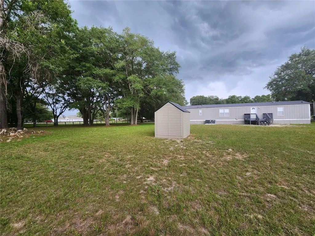 21771 SE 62nd Street Morriston FL 32668