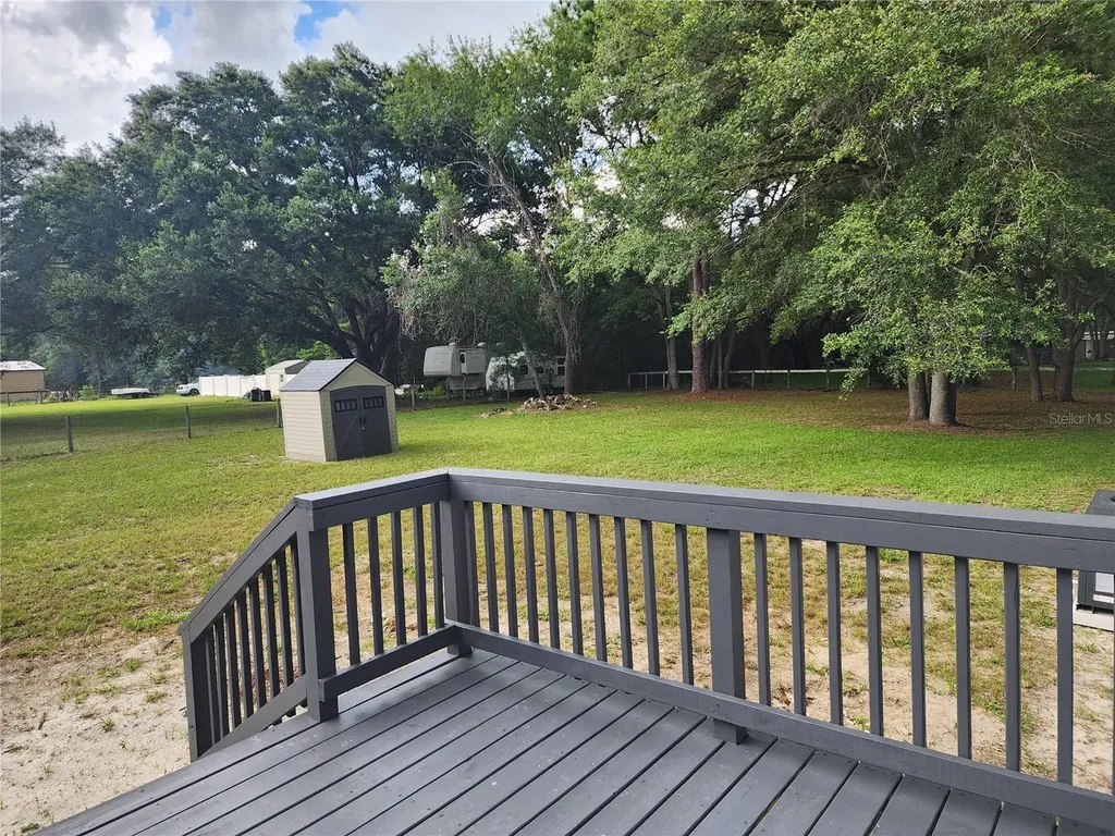 21771 SE 62nd Street Morriston FL 32668