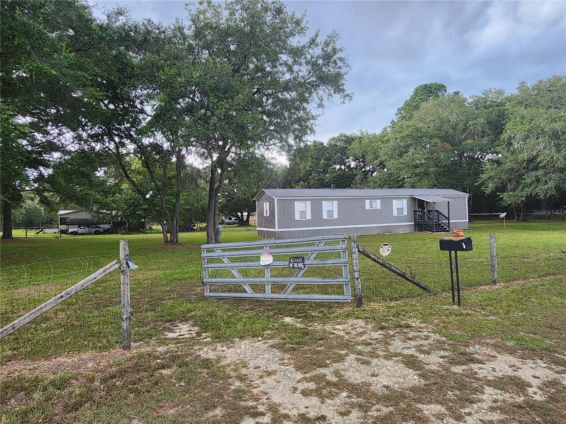 21771 SE 62nd Street Morriston FL 32668