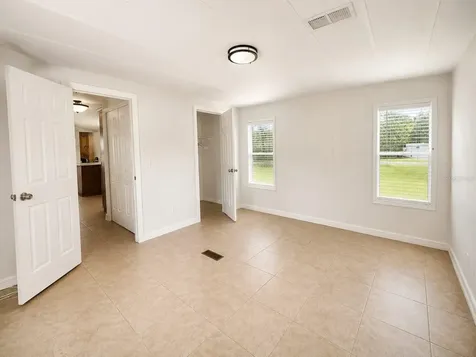 21771 SE 62nd Street Morriston FL 32668