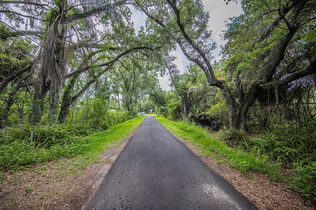 Tbd Lake Avenue Tampa FL 33619