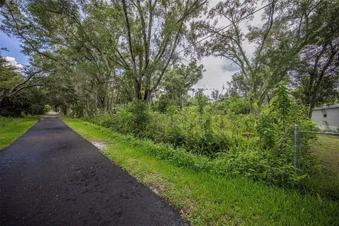 Tbd Lake Avenue Tampa FL 33619