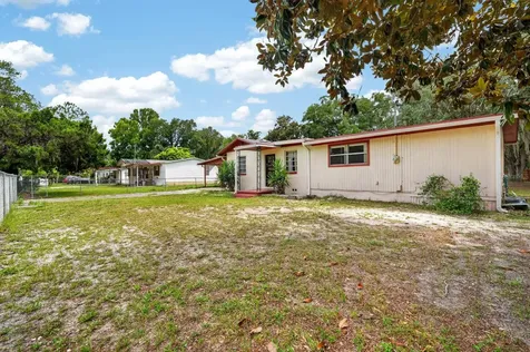 131 Dunn Avenue San Mateo FL 32187