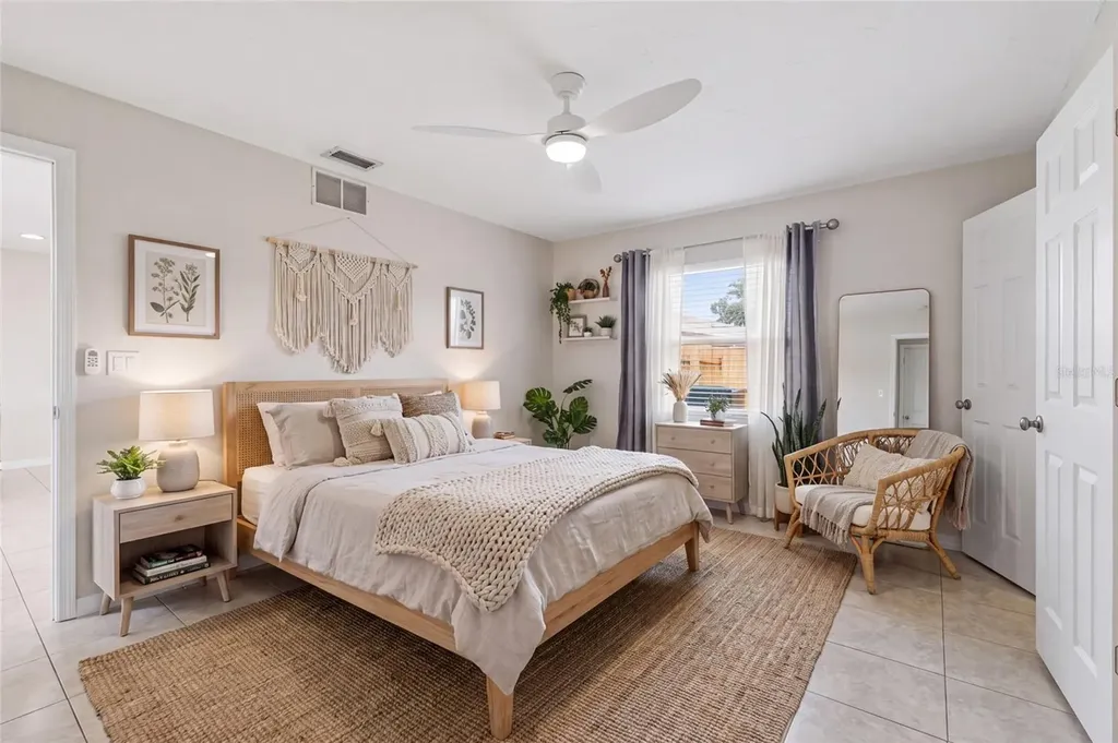 1915 Colleen Street Sarasota FL 34231