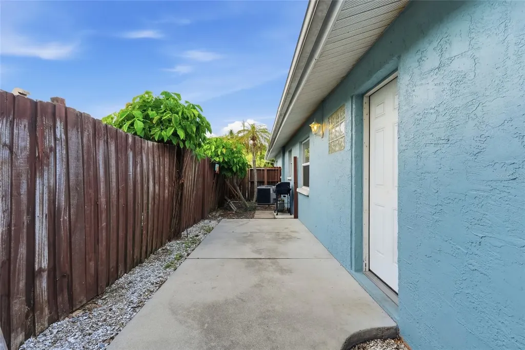 1915 Colleen Street Sarasota FL 34231