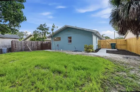 1915 Colleen Street Sarasota FL 34231