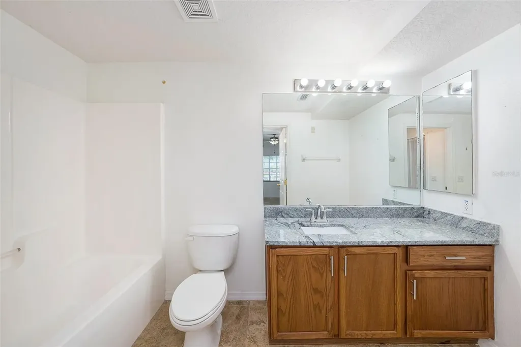 6011 Skydale Way Riverview FL 33578