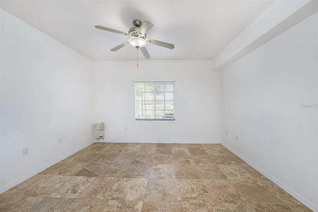 6011 Skydale Way Riverview FL 33578