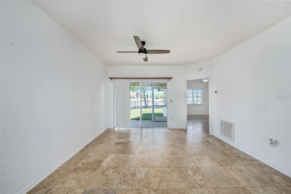 6011 Skydale Way Riverview FL 33578