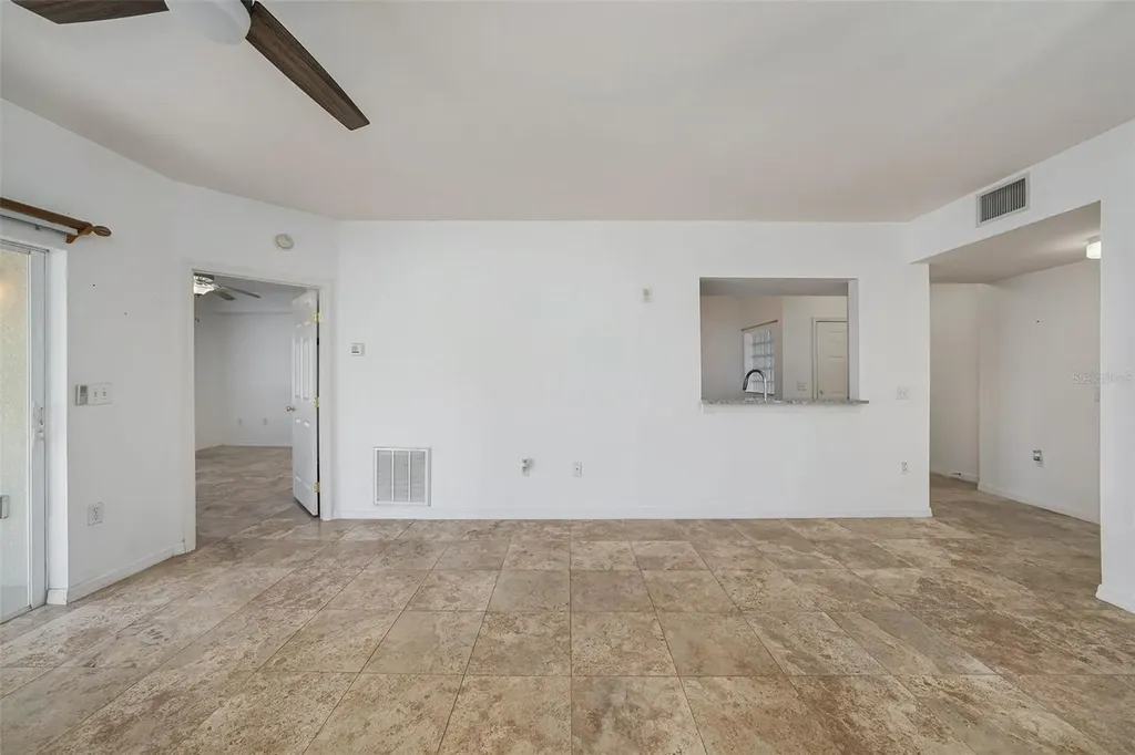 6011 Skydale Way Riverview FL 33578