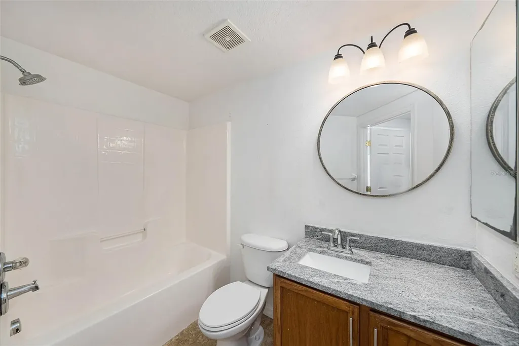 6011 Skydale Way Riverview FL 33578