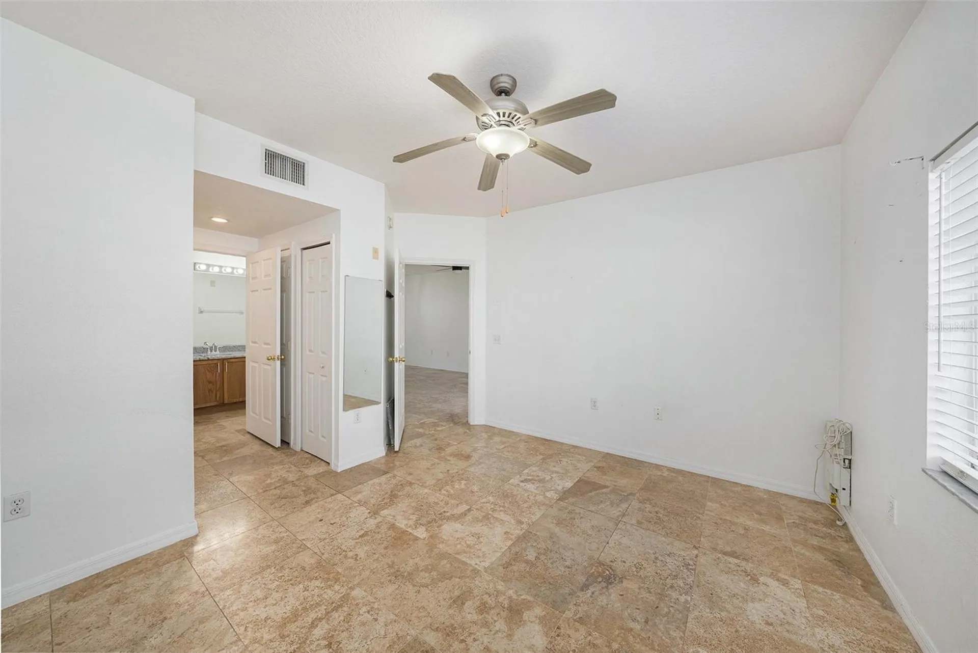 6011 Skydale Way Riverview FL 33578