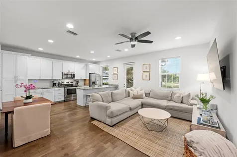 6615 S Manhattan Avenue Tampa FL 33616