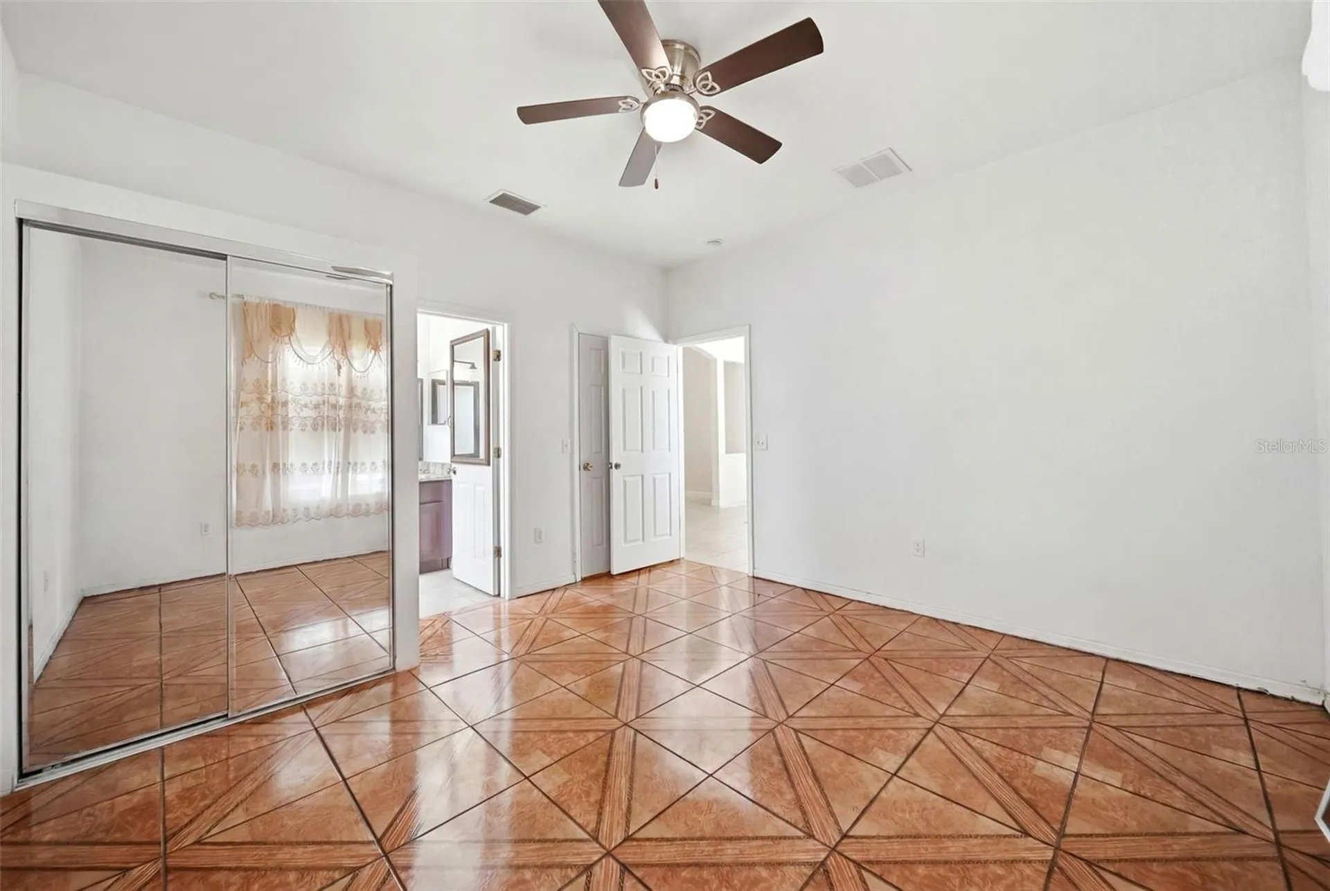 4404 America Street Orlando FL 32811