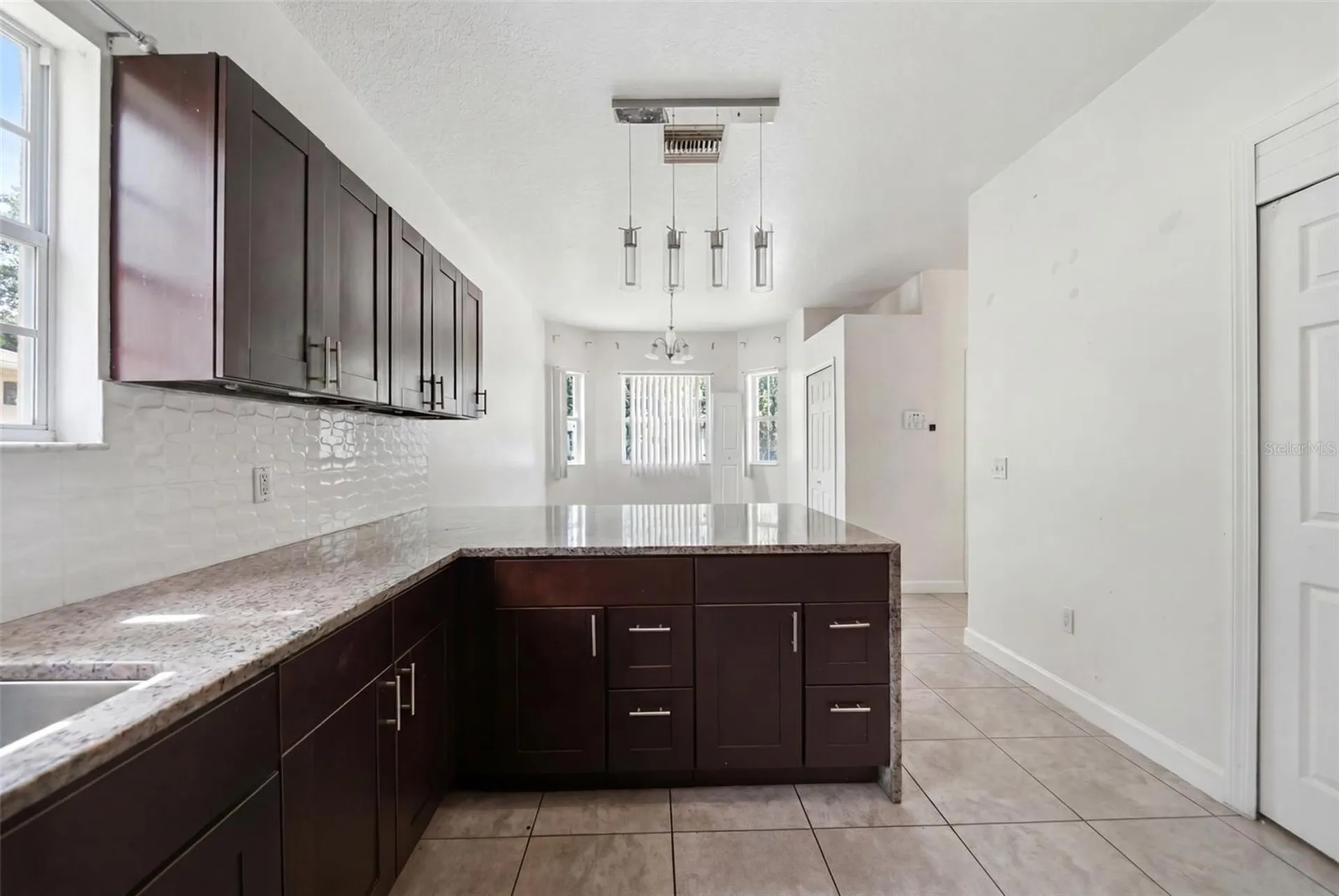 4404 America Street Orlando FL 32811