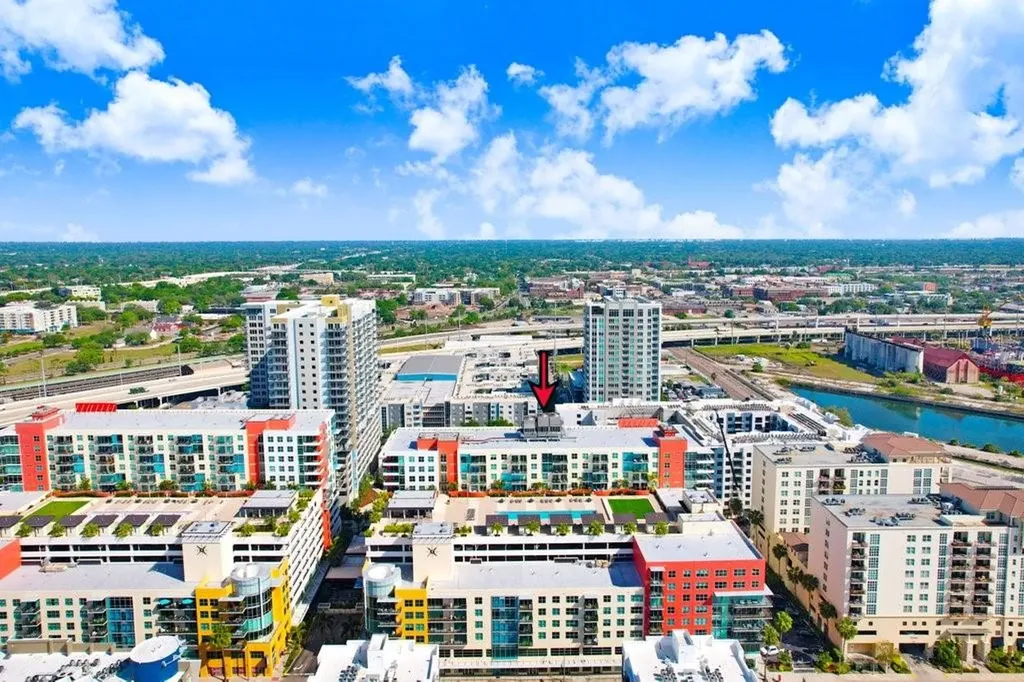1208 E Kennedy Boulevard Tampa FL 33602