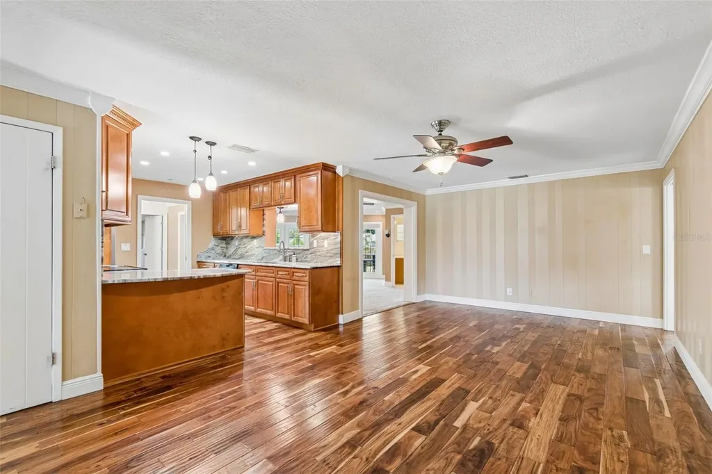 1230 15th Court SW Largo FL 33770