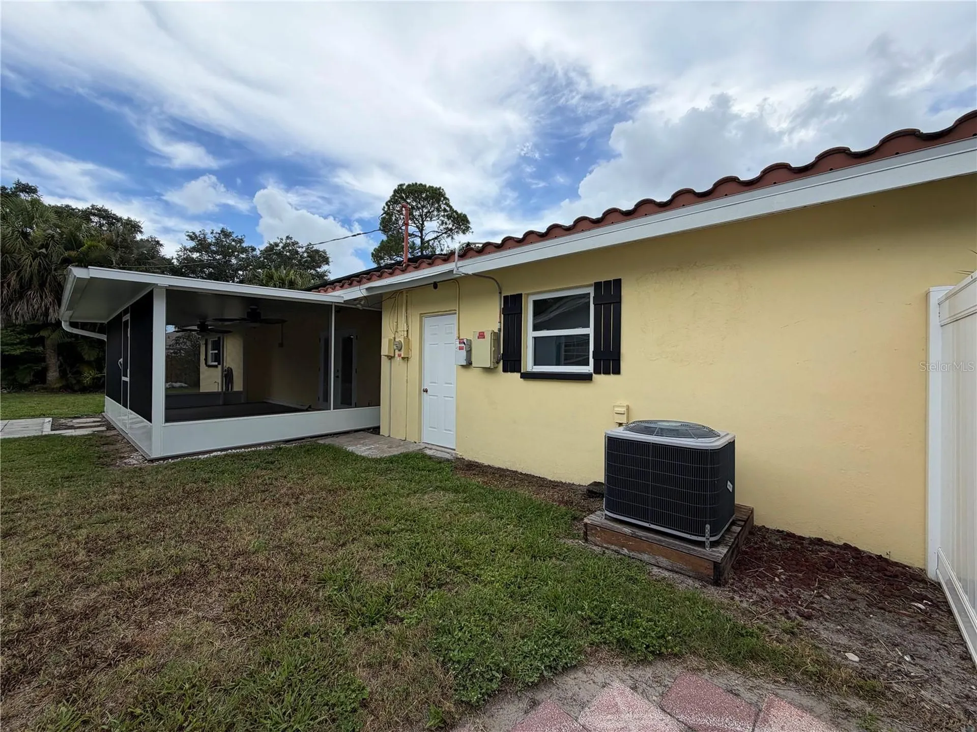 623 Palm Boulevard Dunedin FL 34698