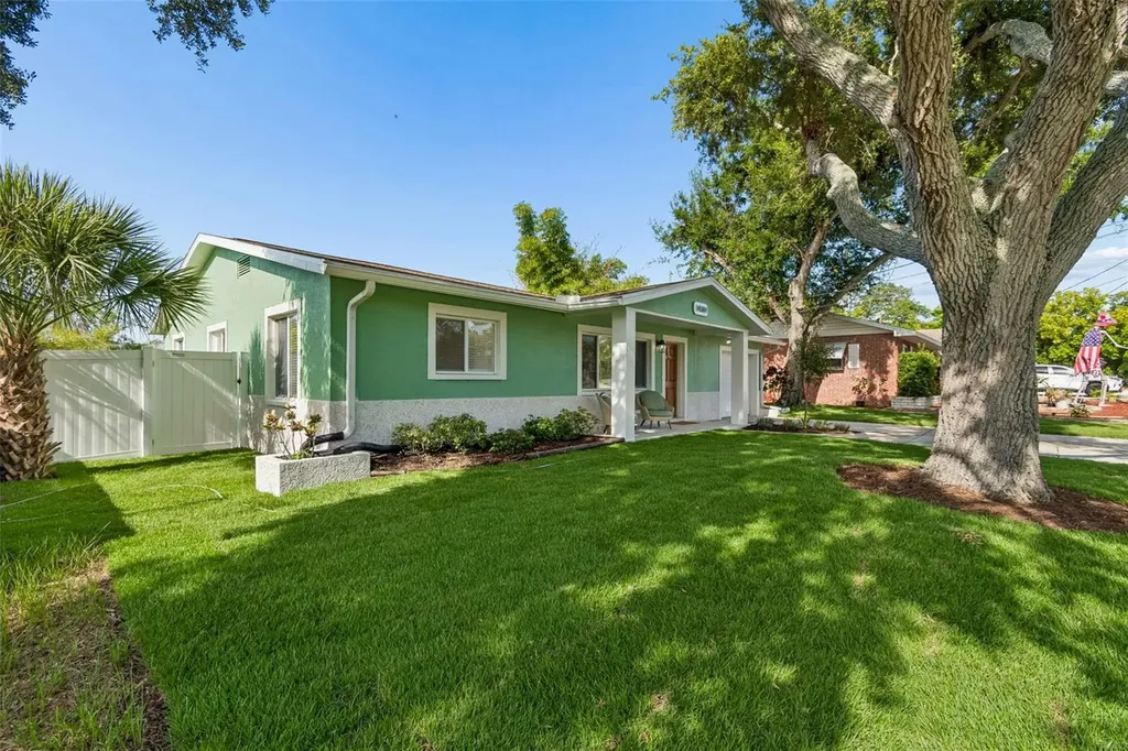 14584 Apache Avenue Largo FL 33774