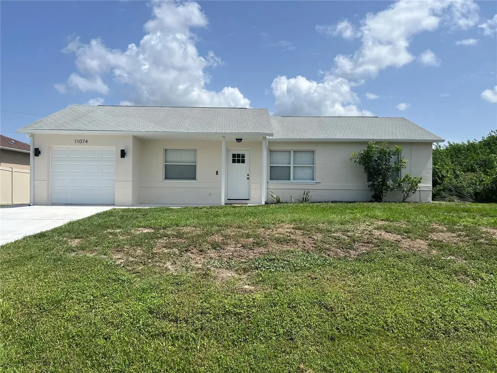 11074 Carnegie Avenue Englewood FL 34224