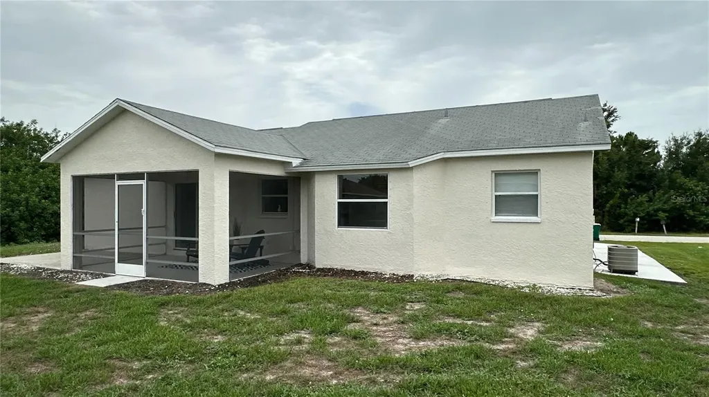 11074 Carnegie Avenue Englewood FL 34224