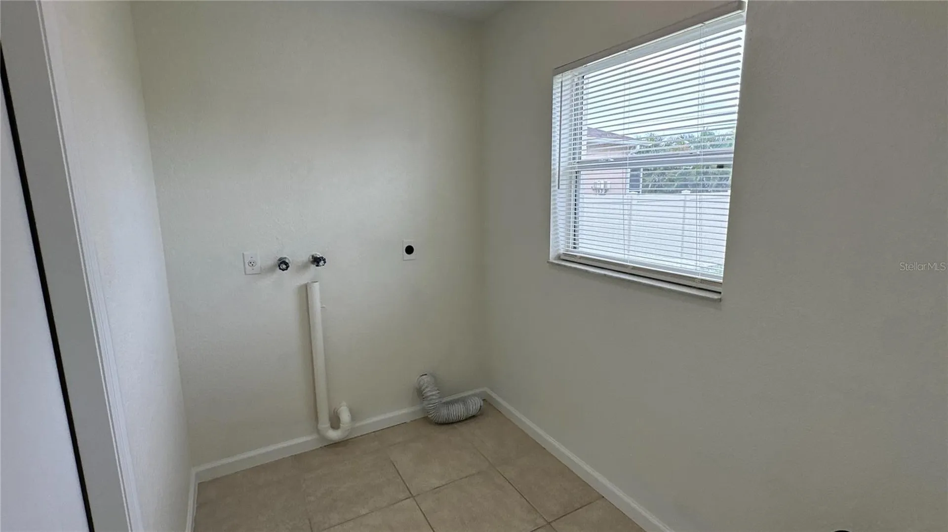 11074 Carnegie Avenue Englewood FL 34224