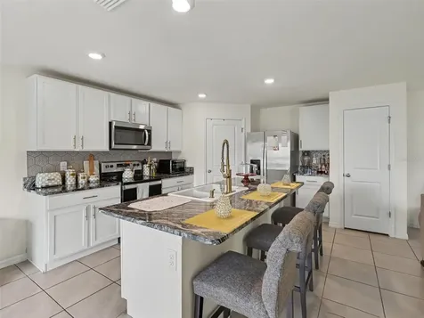 16525 Mosaic Oar Drive Wimauma FL 33598