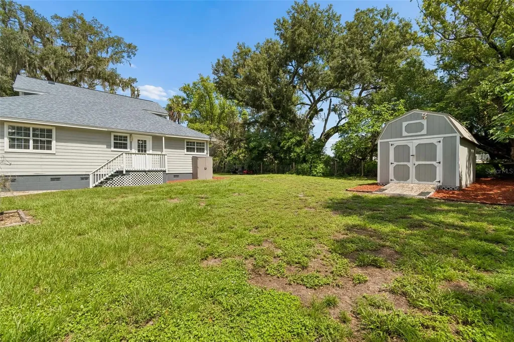 11426 Weldon Street Seffner FL 33584