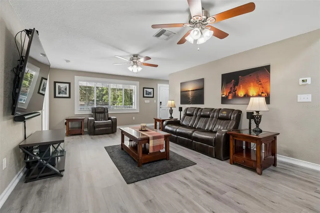 11426 Weldon Street Seffner FL 33584