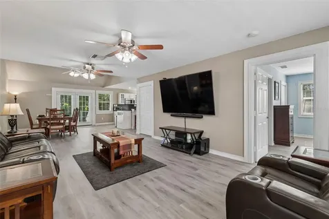 11426 Weldon Street Seffner FL 33584