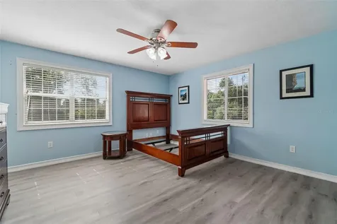 11426 Weldon Street Seffner FL 33584