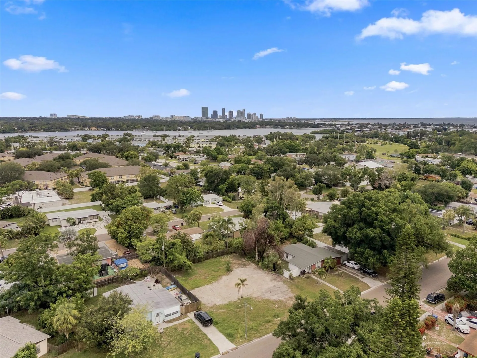 3963 Neptune Drive SE St Petersburg FL 33705