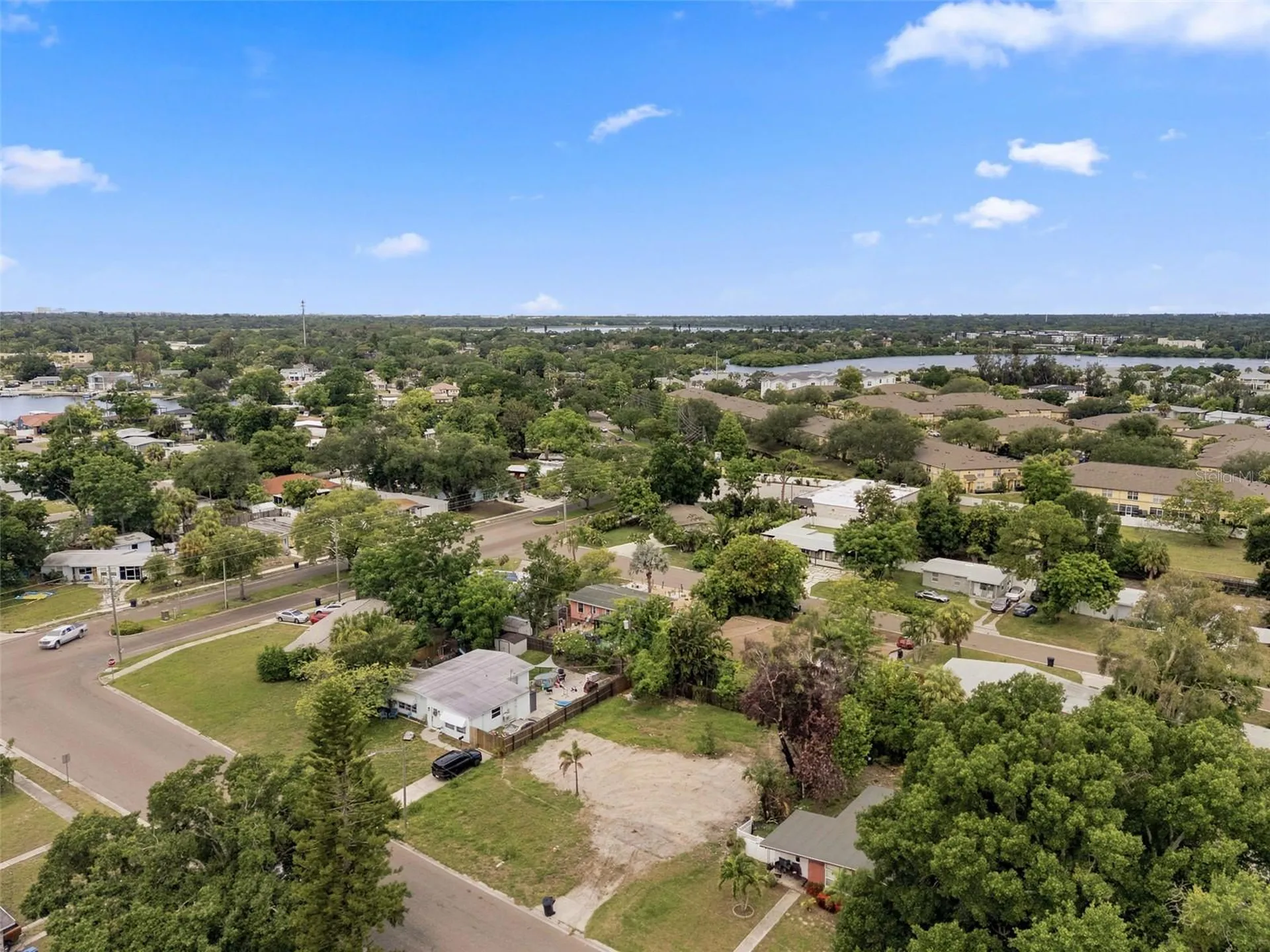 3963 Neptune Drive SE St Petersburg FL 33705