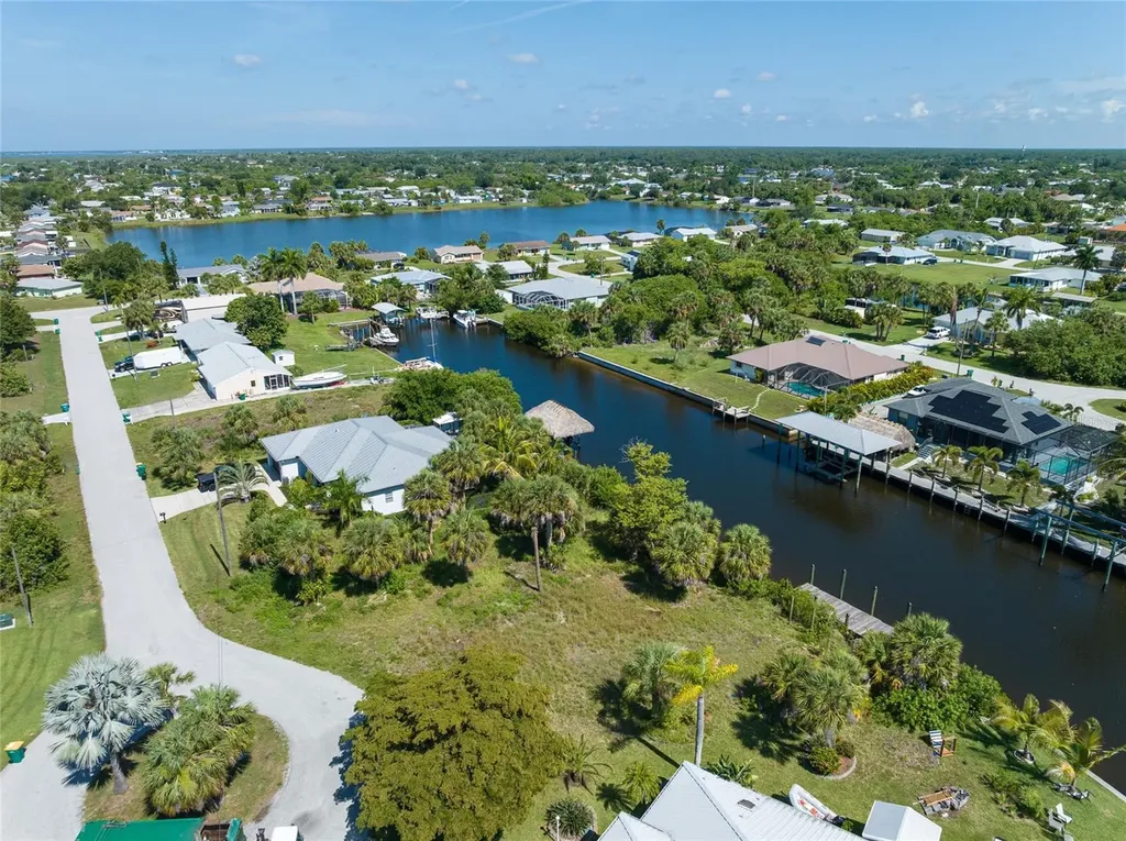 19188 New Haven Court Port Charlotte FL 33948