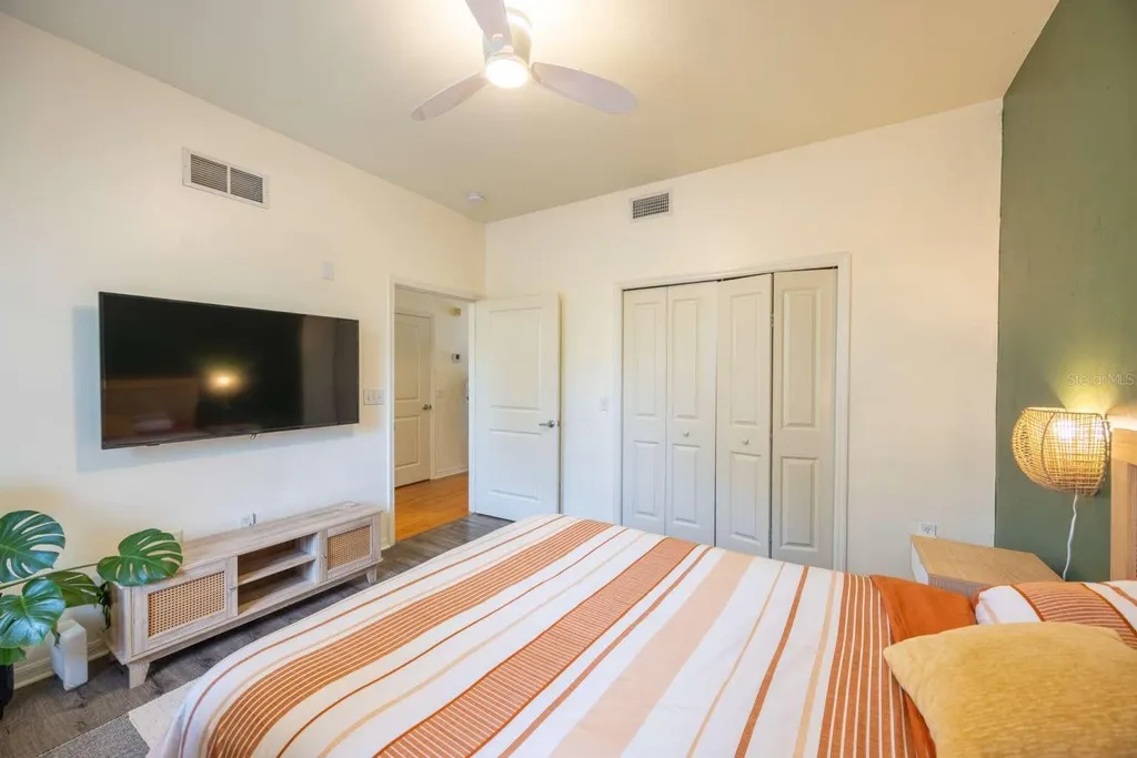 20 SW 6th Street Gainesville FL 32601