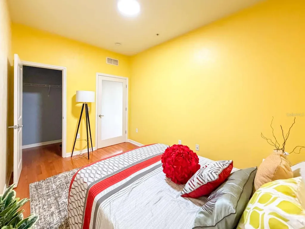 20 SW 6th Street Gainesville FL 32601