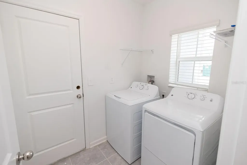 2165 Aquifer Lane Davenport FL 33837