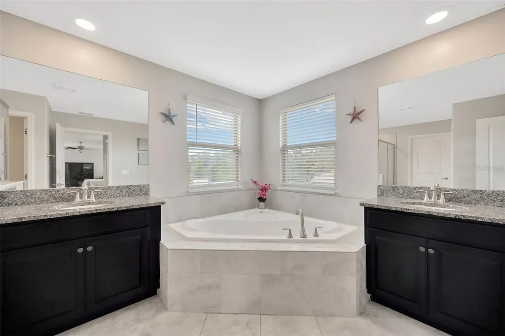 11464 Chilly Water Court Riverview FL 33569