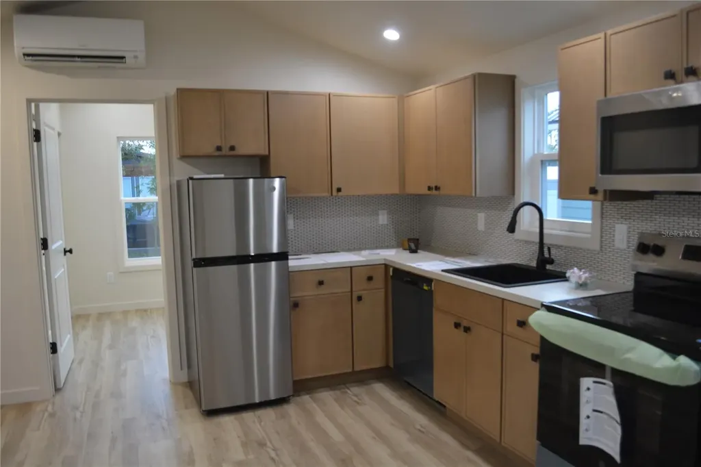 630 Third Street Oviedo FL 32765