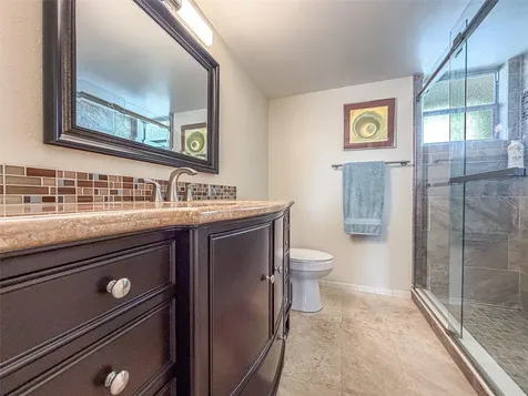 700 Mirror Terrace NW Winter Haven FL 33881