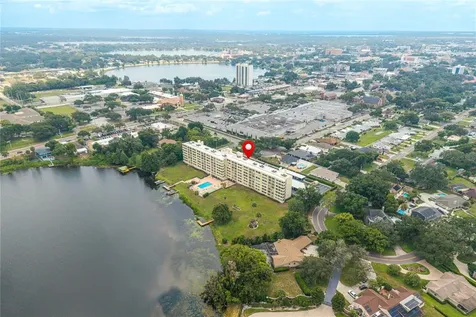 700 Mirror Terrace NW Winter Haven FL 33881